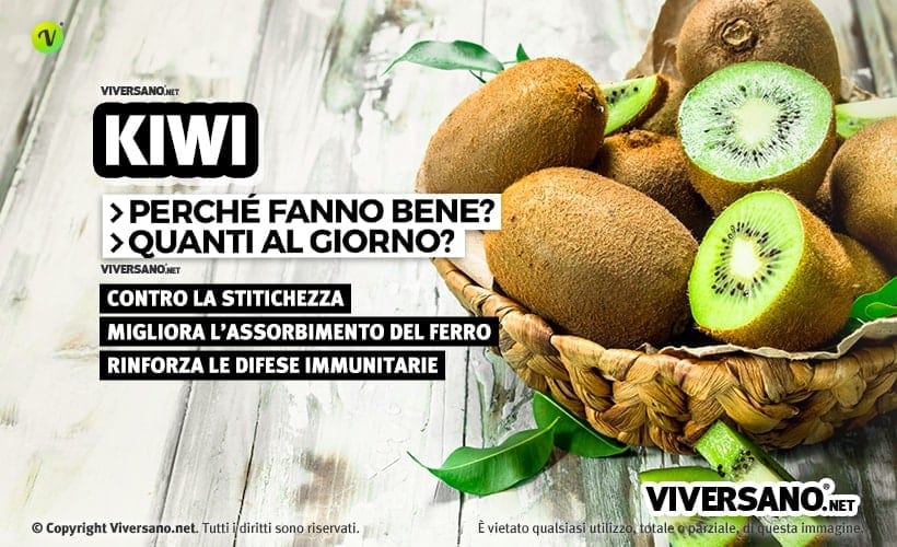 Kiwi sfusi dentro un cesto di vimini