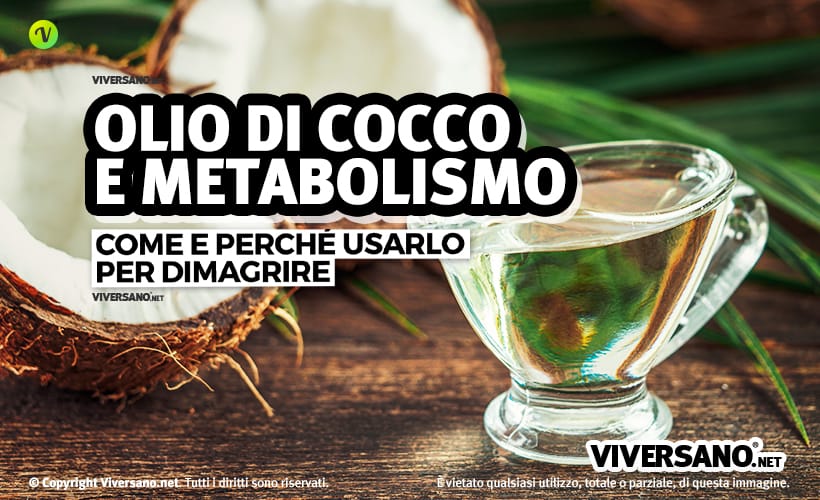 Olio di cocco e noce di cocco aperta