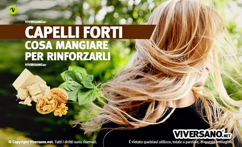 Donna girata di spalle con capelli sani e forti