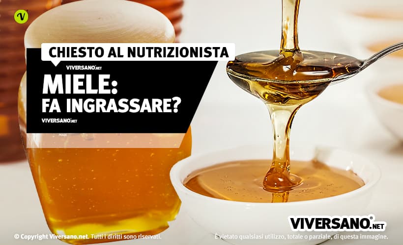 Miele sfuso in un vasetto