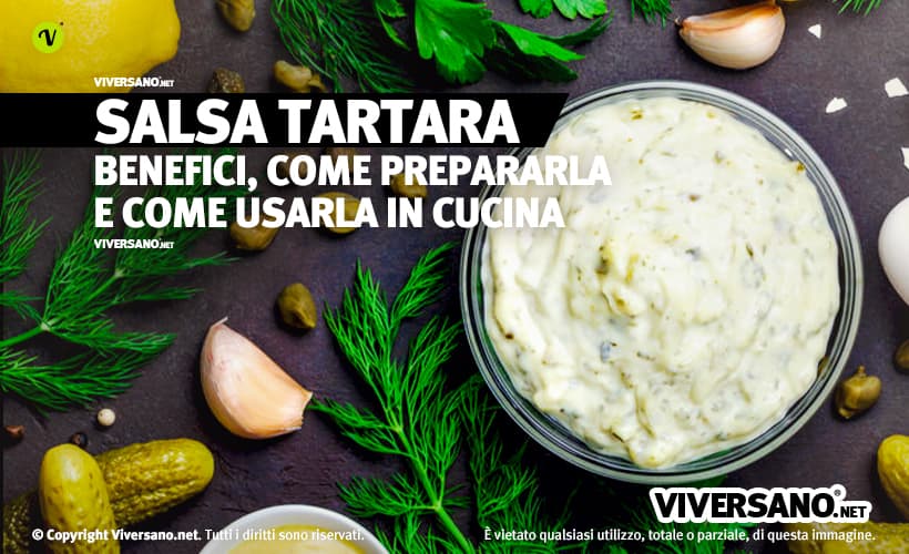Salsa tartara in un vasetto di vetro