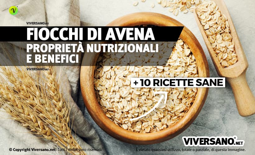 Fiocchi di avena sfusi in un contenitore