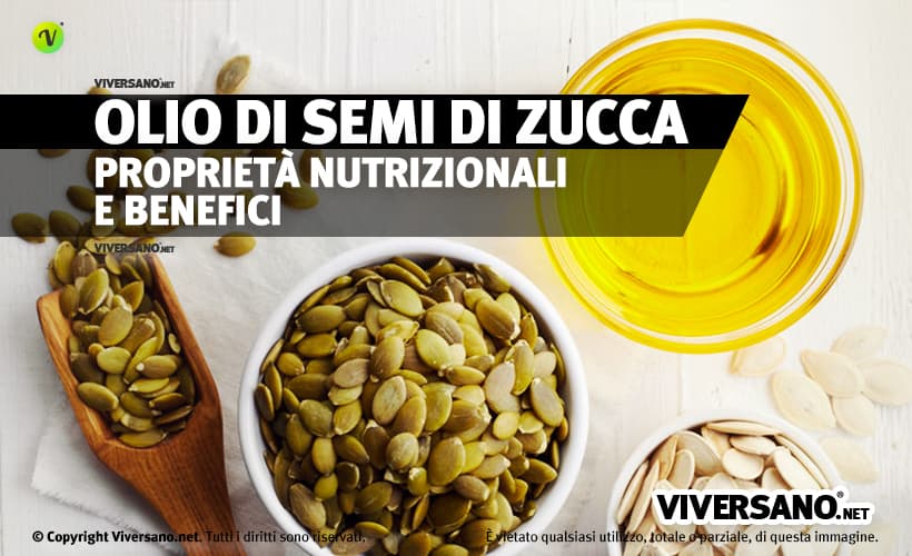 Semi di zucca e olio di zucca sopra un tavolo