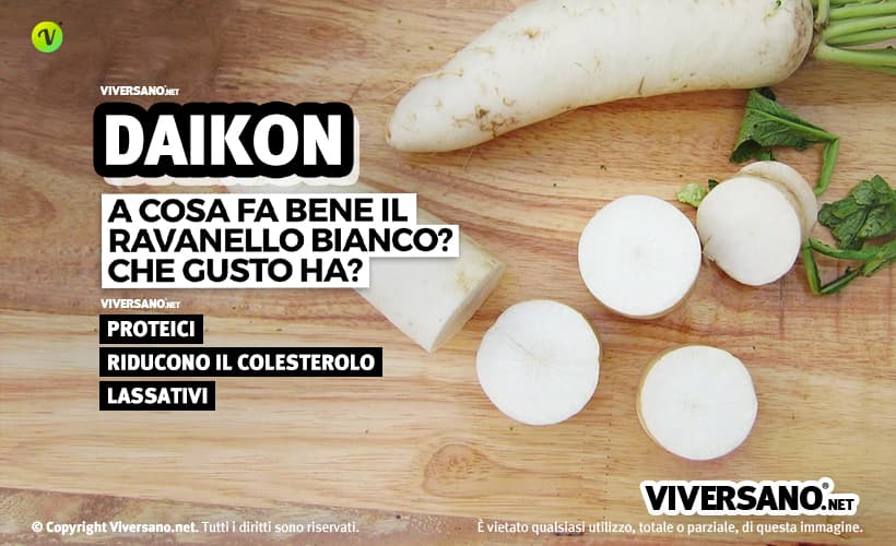 Daikon bianco tagliato a fette