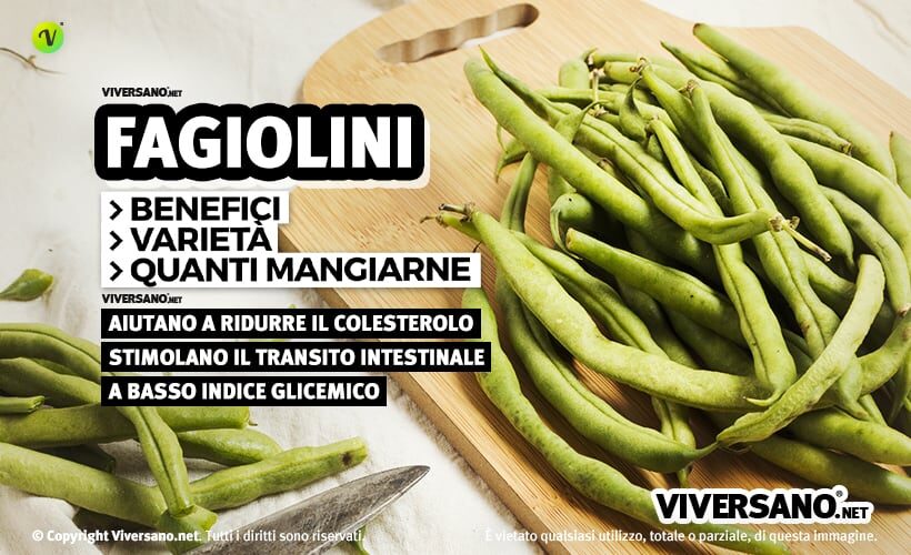 Fagiolini verdi sopra un tagliere